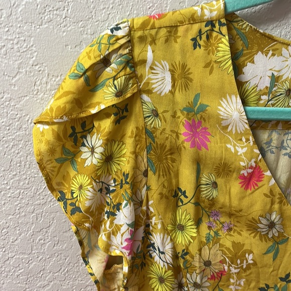 Velvet by Graham & Spencer Yellow Floral Dress - Picture 5 of 6
